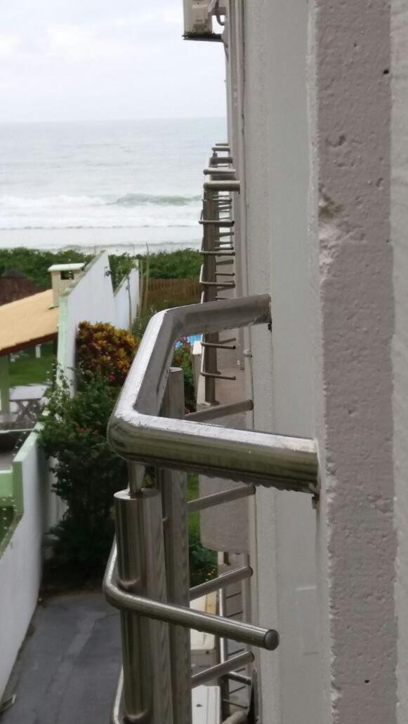 Apartamento Ilha Dos Patos Ingleses Na Beira Do Mar Florianópolis Екстериор снимка