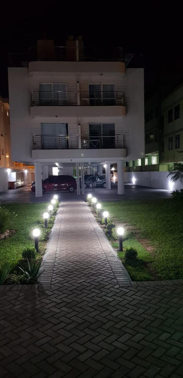 Apartamento Ilha Dos Patos Ingleses Na Beira Do Mar Florianópolis Екстериор снимка